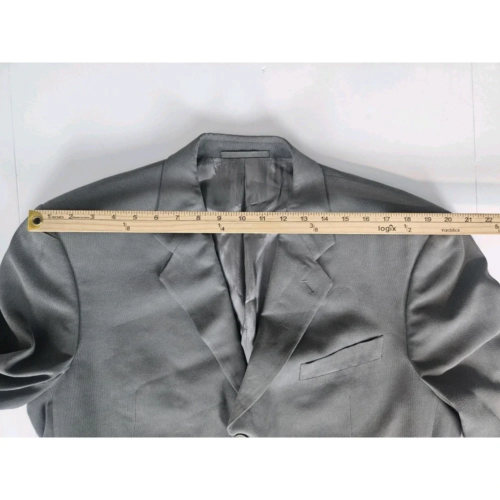 Giorgio Armani Le Collezioni Men's Grey Three Button Blazer 46R